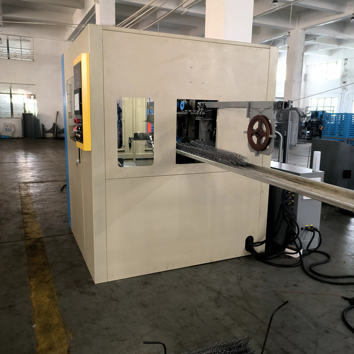 เครื่องสร้างสรรพคุณสปริงเครื่องจักร 90-100pcs/min ความจุ